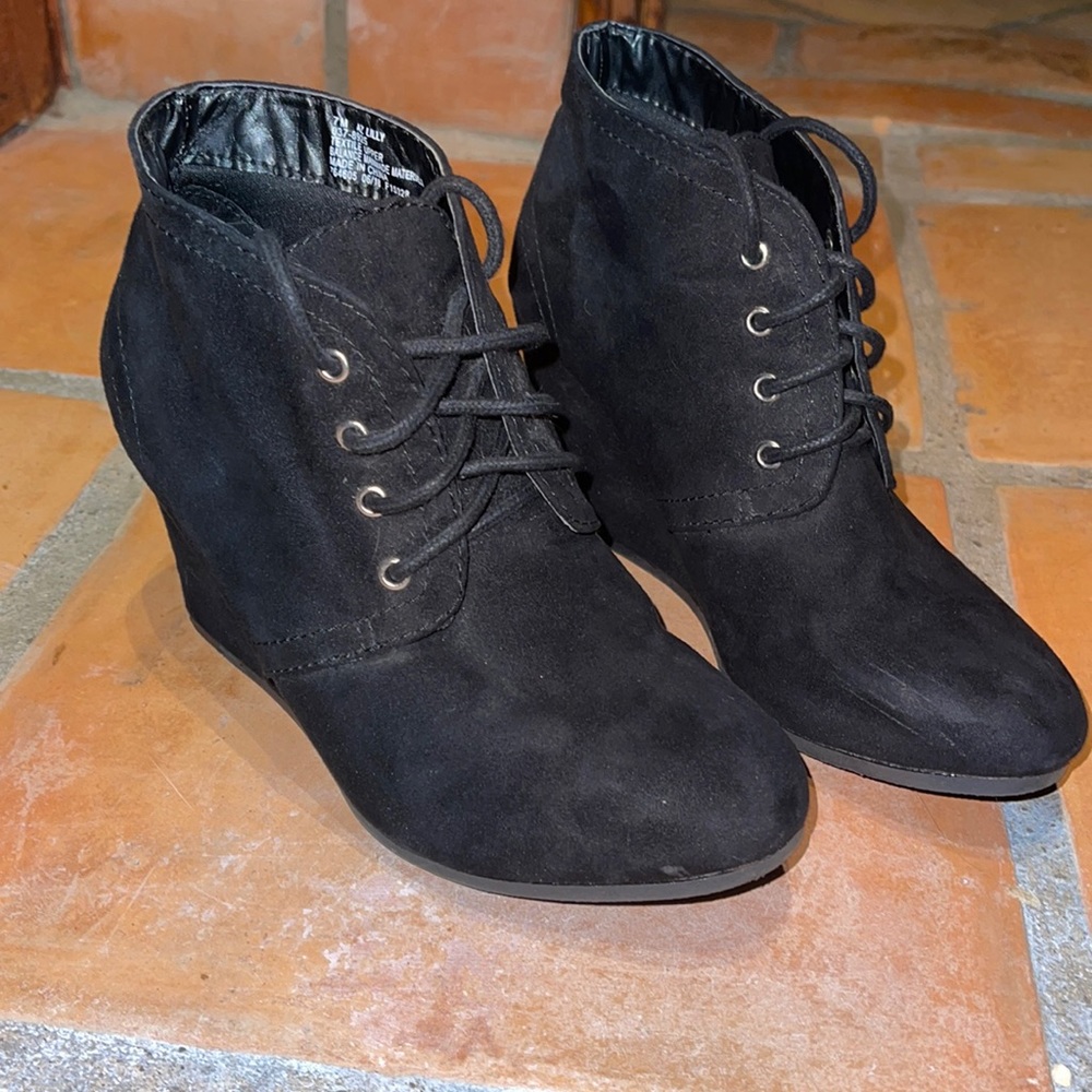 Arizona Co Wedges